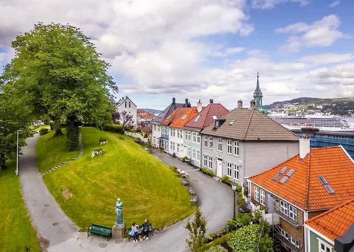 Heart Of Great View From Patio Renovated
