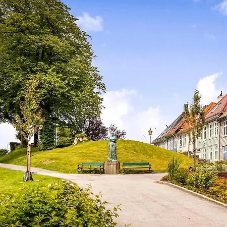 Heart Of Great View From Patio Renovated Feriehus Bergen