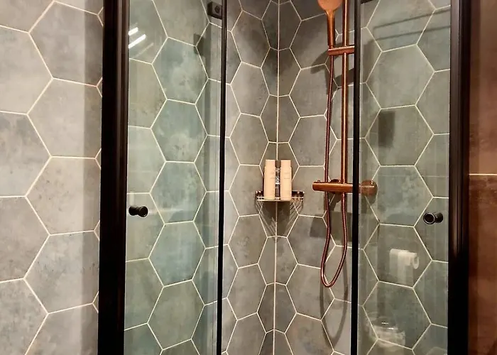 Heart Of Great View From Patio Renovated